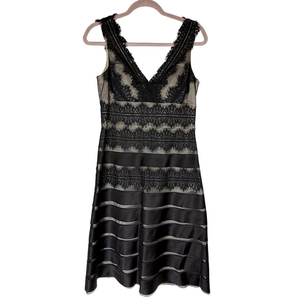 JS Collection Petite Black Lace & Satin Overlay Fit & Flare V-neck Dress Size 6P